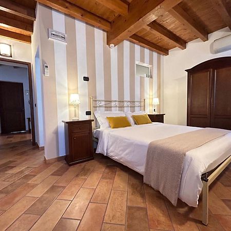 Locanda Corte Ruspecchio Bed & Breakfast Quattro Castella Dış mekan fotoğraf